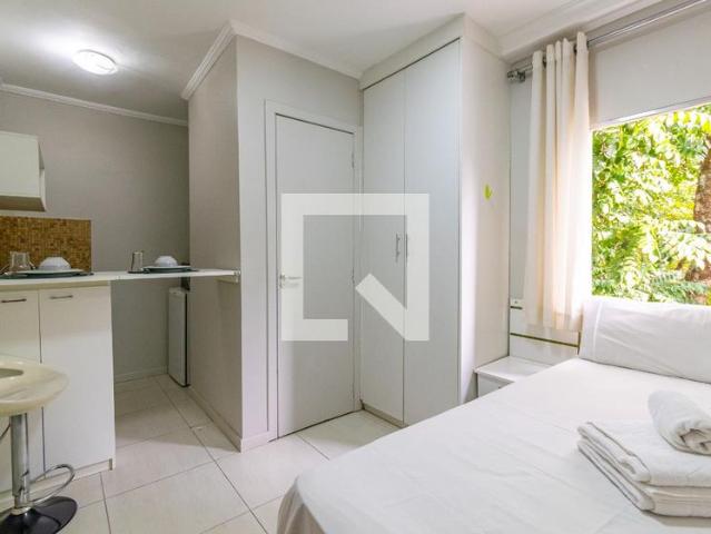 Kitnet aluguel em Região Imediata de São Paulo, Região Metropolitana de São Paulo