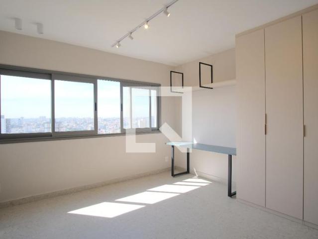 Kitnet aluguel em Região Imediata de São Paulo, Região Metropolitana de São Paulo