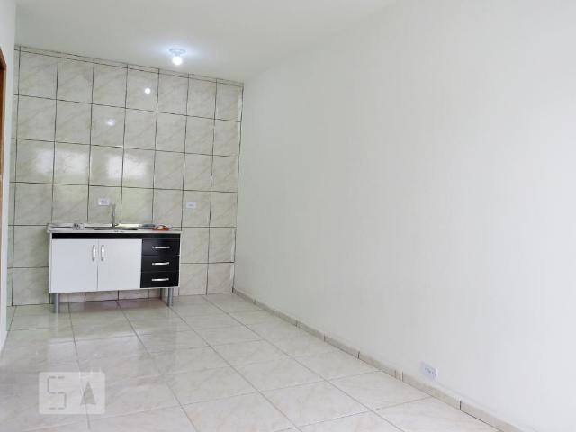 Kitnet aluguel em Região Imediata de São Paulo, Região Metropolitana de São Paulo