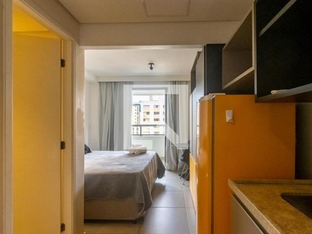 Kitnet aluguel em Região Imediata de São Paulo, Região Metropolitana de São Paulo