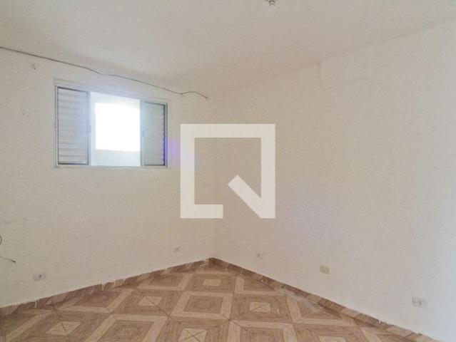 Kitnet aluguel em Região Imediata de São Paulo, Região Metropolitana de São Paulo