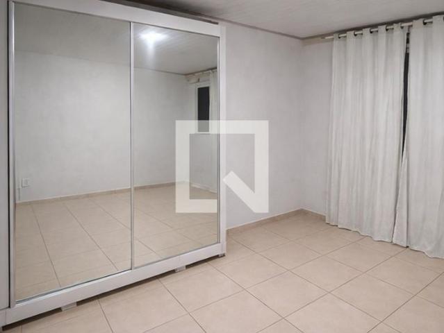 Kitnet aluguel em Barreiro, Belo Horizonte