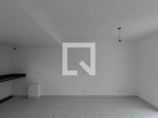 Kitnet aluguel em Região Imediata de São Paulo, Região Metropolitana de São Paulo