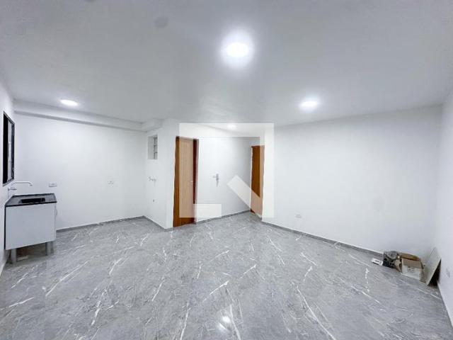 Kitnet aluguel em Região Imediata de São Paulo, Região Metropolitana de São Paulo