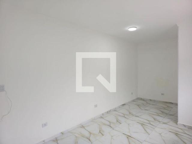 Kitnet aluguel em Região Imediata de São Paulo, Região Metropolitana de São Paulo