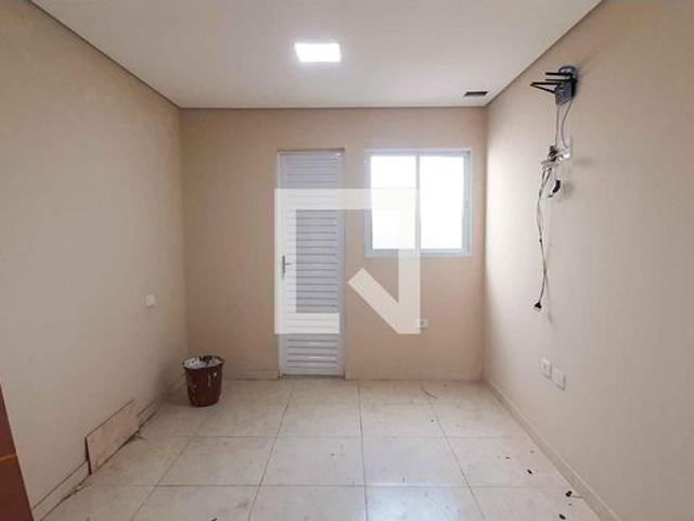 Kitnet aluguel em Região Imediata de São Paulo, Região Metropolitana de São Paulo