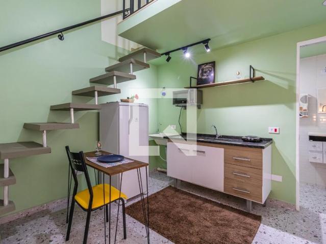 Kitnet aluguel em Região Imediata de São Paulo, Região Metropolitana de São Paulo