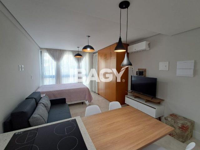 Apartamento aluguel em Região Geográfica Imediata de Florianópolis, Desterro