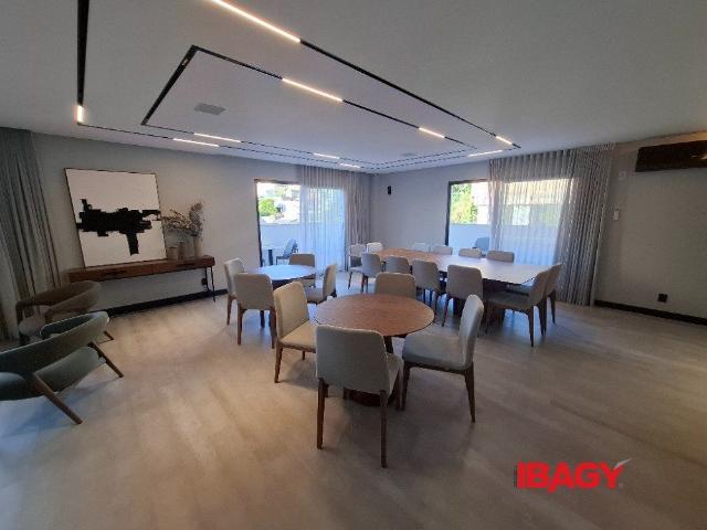 Apartamento aluguel em Região Geográfica Imediata de Florianópolis, Desterro