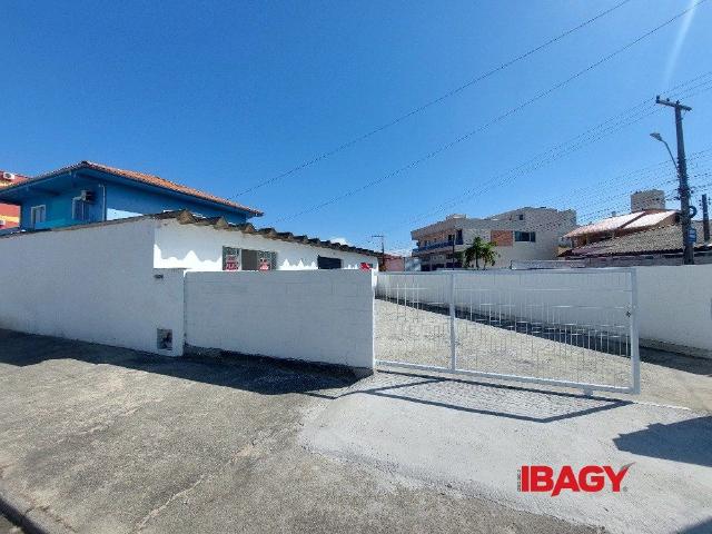 Apartamento aluguel em Região Geográfica Imediata de Florianópolis, Palhoça