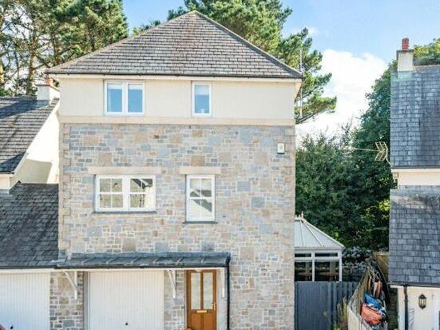 House for sale in Hayle, Cornwall