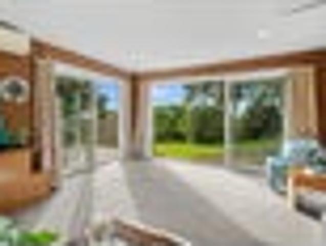 House for sale in Whangaparaoa