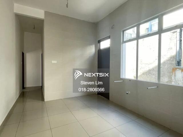 Residential House for sale in Country Heights Damansara, Kuala Lumpur