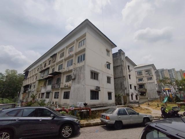 Flat for sale in Country Heights Damansara, Kuala Lumpur