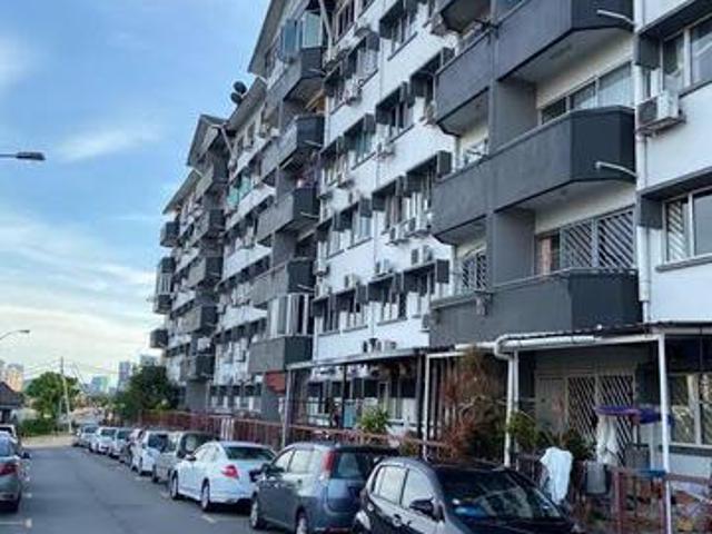 Apartment for sale in Country Heights Damansara, Kuala Lumpur