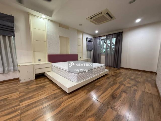 Residential House for sale in Country Heights Damansara, Kuala Lumpur