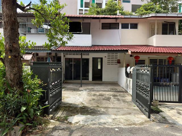 Terraced House for sale in Country Heights Damansara, Kuala Lumpur