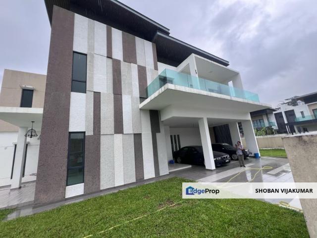 House for sale in Sendayan Village, Negeri Sembilan