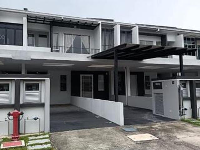 Townhouse for rent in Bandaraya Klang, Klang
