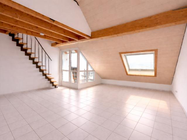 Dachgeschosswohnung kaufen in Wiesbaden, Hessen