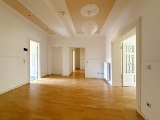 Wohnung kaufen in Klinikviertel, München