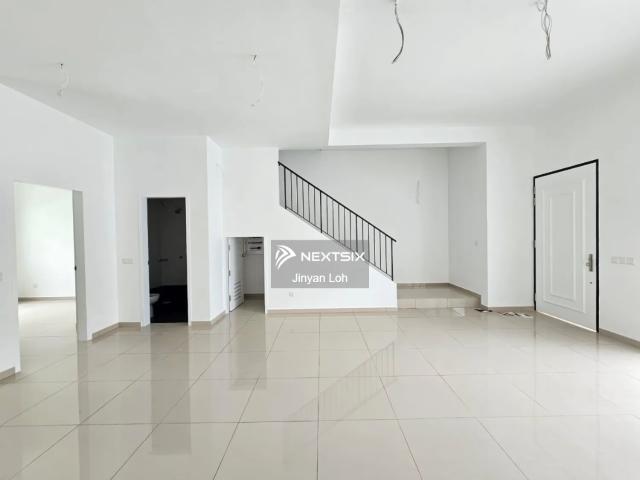 Shop for rent in Country Heights Damansara, Kuala Lumpur