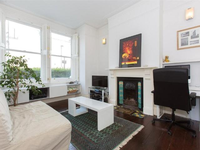 Apartment for rent in Clapham, Greater London