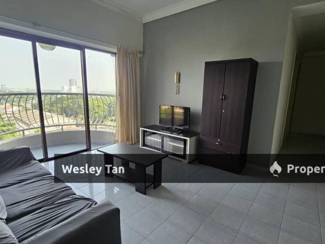 Condominium for rent in Malaka