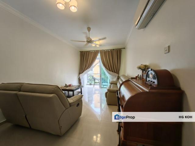 Condominium for sale in Malaka