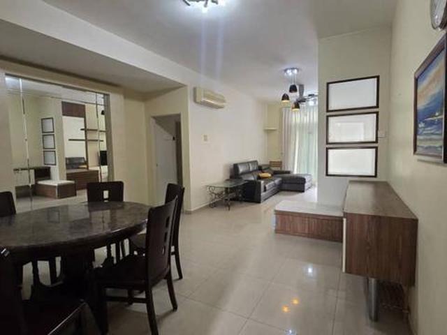 Condominium for sale in Malaka