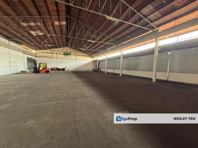 Warehouse for rent in Malaka