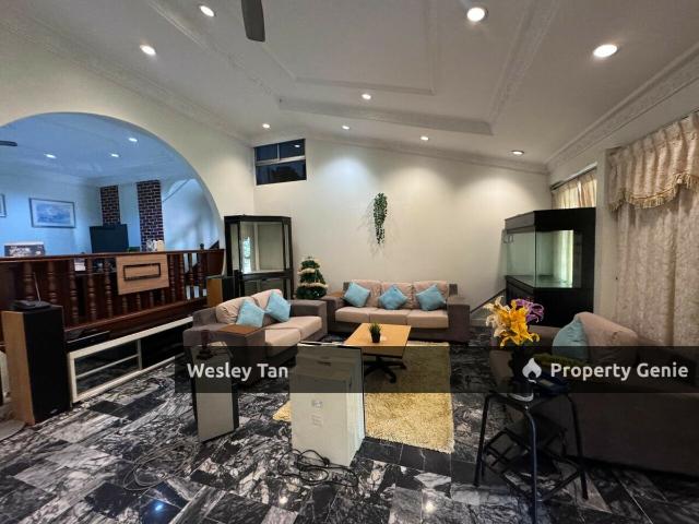 Bungalow for sale in Malaka