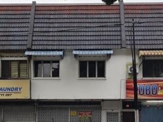 Shop for sale in Malaka