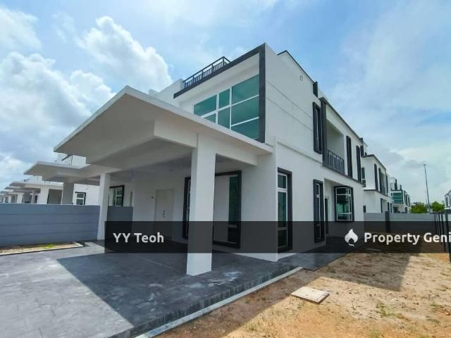 Residential House for sale in Malaka