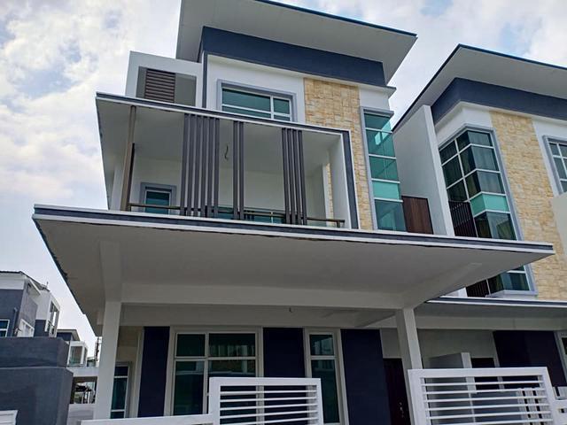 Residential House for sale in Malaka