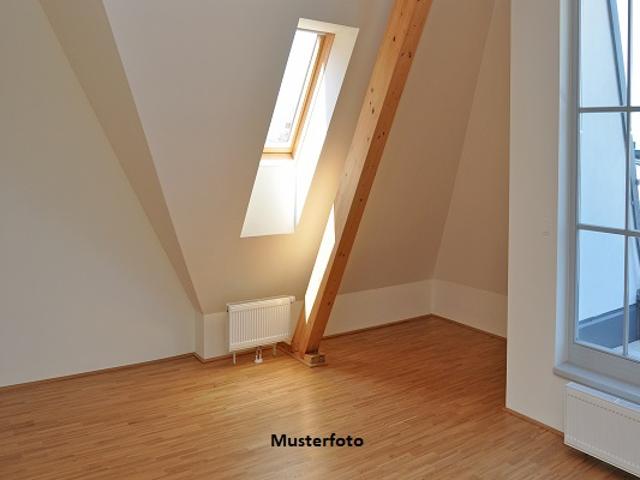 Dachgeschosswohnung kaufen in Ostviertel, Essen
