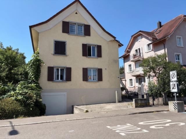 Mehrfamilienhaus kaufen in Dietikon, Zürich