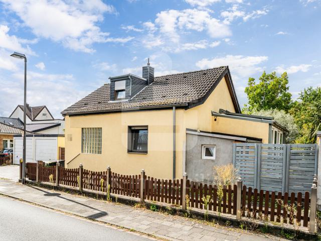 Villa kaufen in Troisdorf-West, Troisdorf