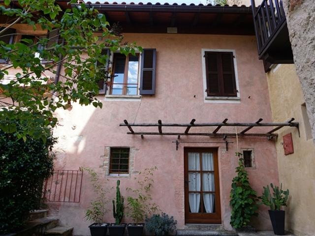 Einfamilienhaus kaufen in Aldesago, Tessin