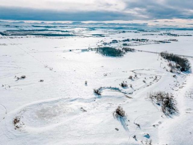 Farm for sale in Alberta
