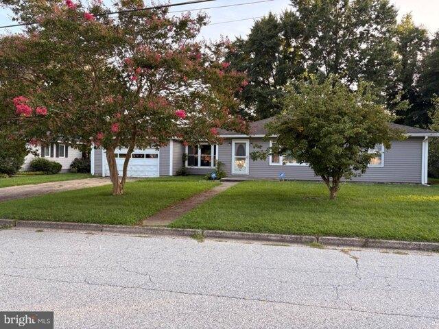 House for sale in Deepwater, New Jersey