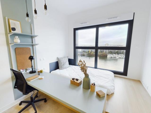 Studio location à Clichy, Hauts-de-Seine