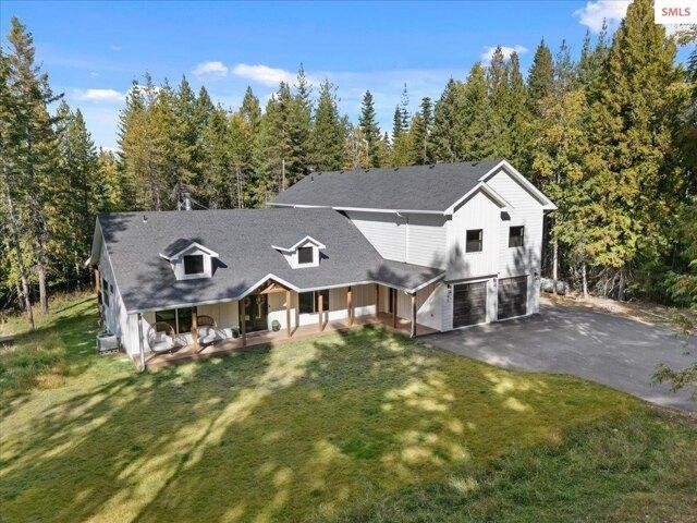 House for sale in Cocolalla, Idaho