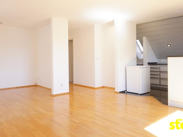 Dachgeschosswohnung mieten in Strietwald, Bayern