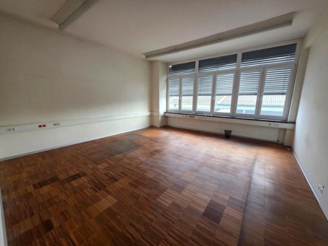 Büro kaufen in Traiskirchen, Niederösterreich