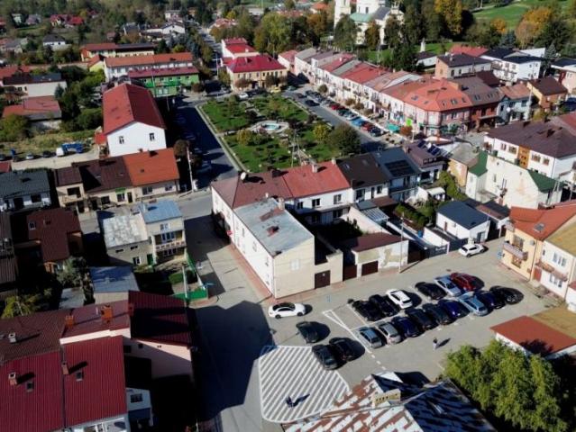 Dom na sprzedaż w Klimontów, Świętokrzyskie