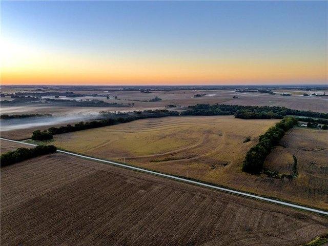 Farm for sale in Miami, Saline County