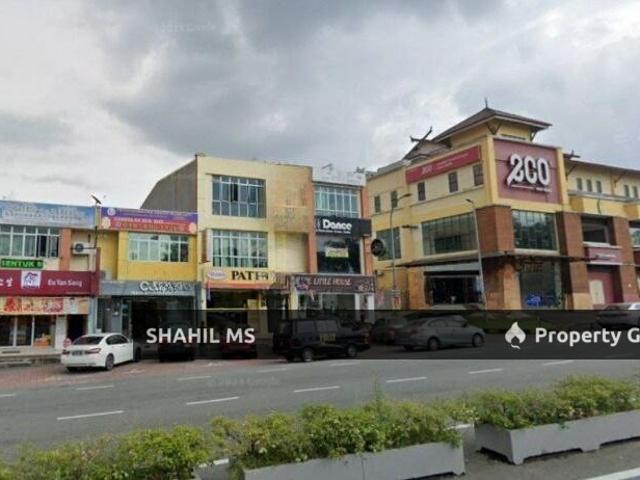 Shop for sale in Kluang, Johor