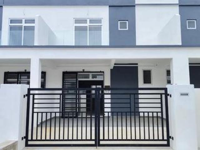 Terraced House for sale in Kluang