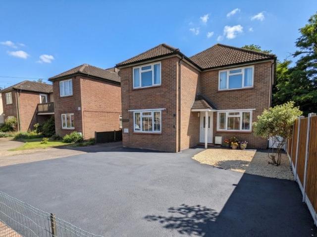 House for rent in Woking, Surrey